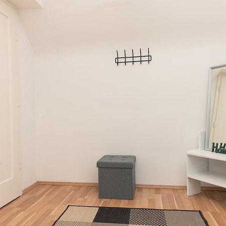 Milky Way Top Floor 2-Bedroom Apartment Air Condition Wien Ngoại thất bức ảnh