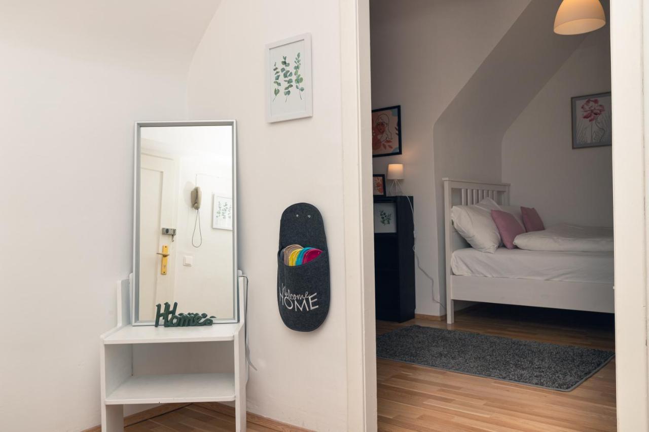 Milky Way Top Floor 2-Bedroom Apartment Air Condition Wien Ngoại thất bức ảnh