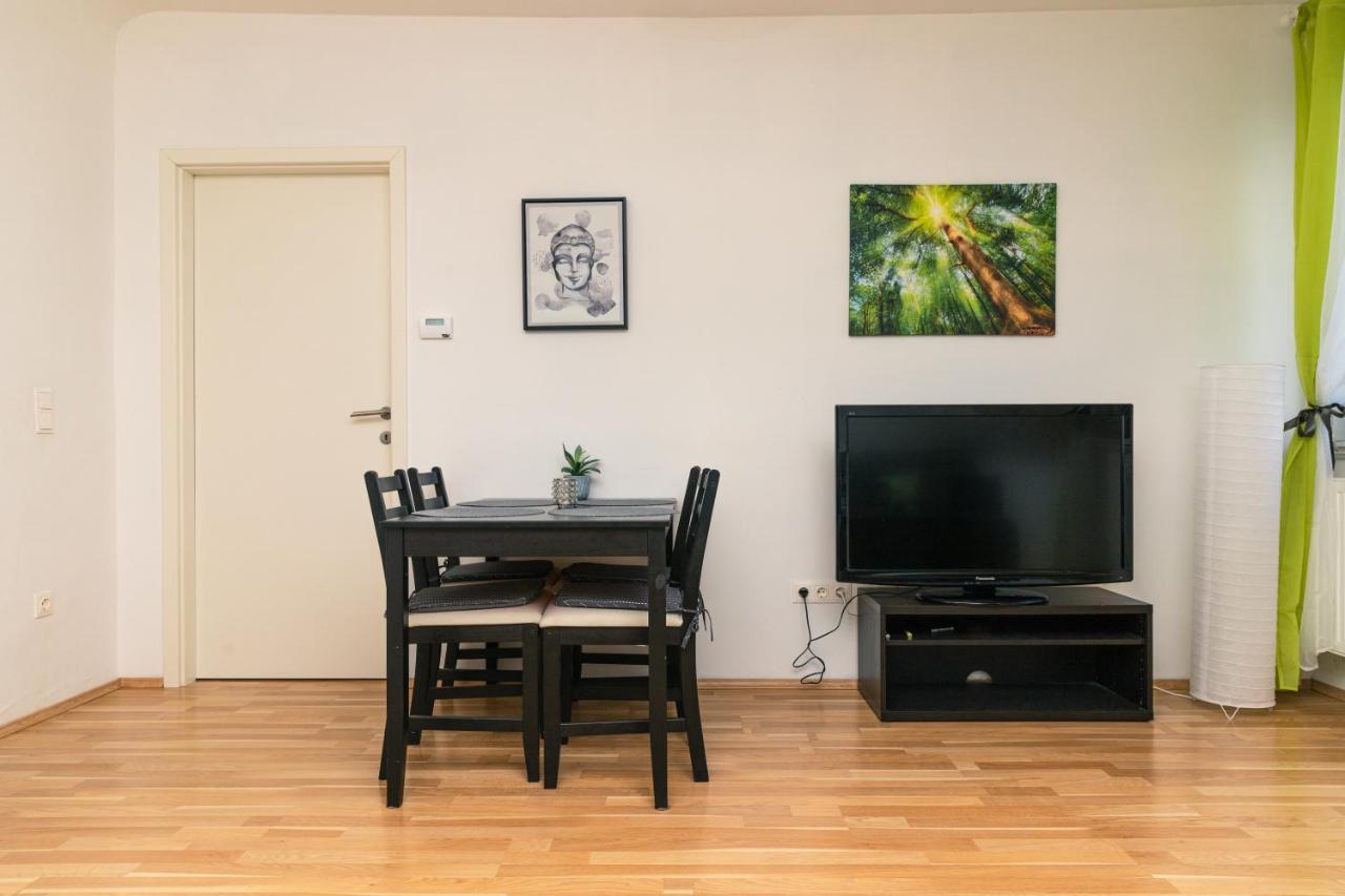 Milky Way Top Floor 2-Bedroom Apartment Air Condition Wien Ngoại thất bức ảnh
